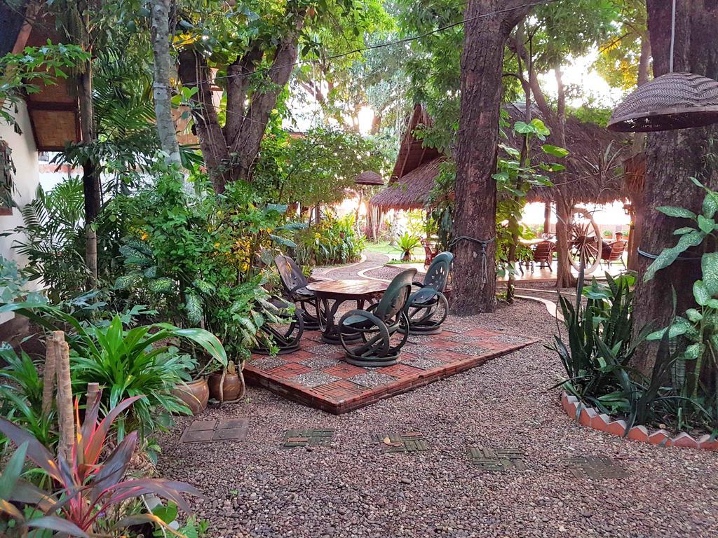 Mut Mee Garden Guest House Nong Khai Exteriör bild