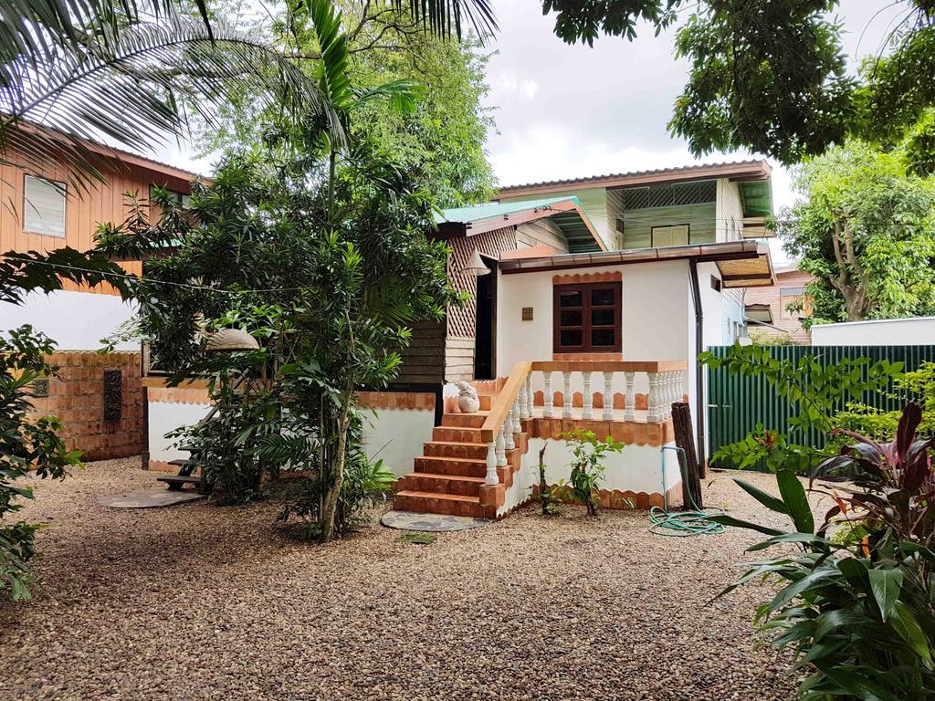 Mut Mee Garden Guest House Nong Khai Exteriör bild